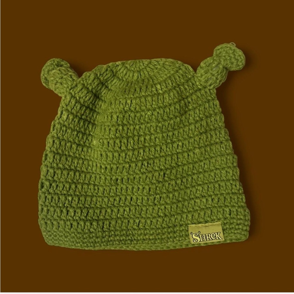 Shrek green knitted hat with ears
